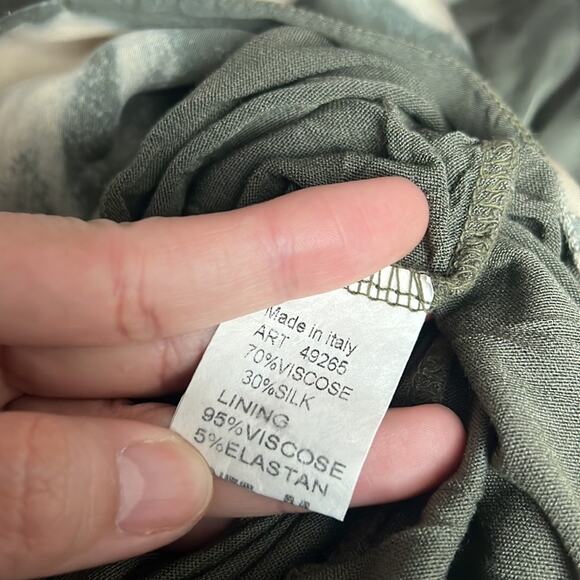 LOLA Made In Italy Green Print Women Viscose Silk Blouse Medium Brand New - Picture 8 of 8